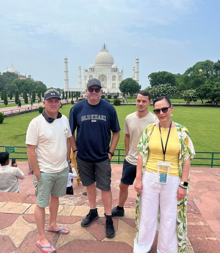 Taj Mahal at Dawn – Exclusive Sunrise Trip